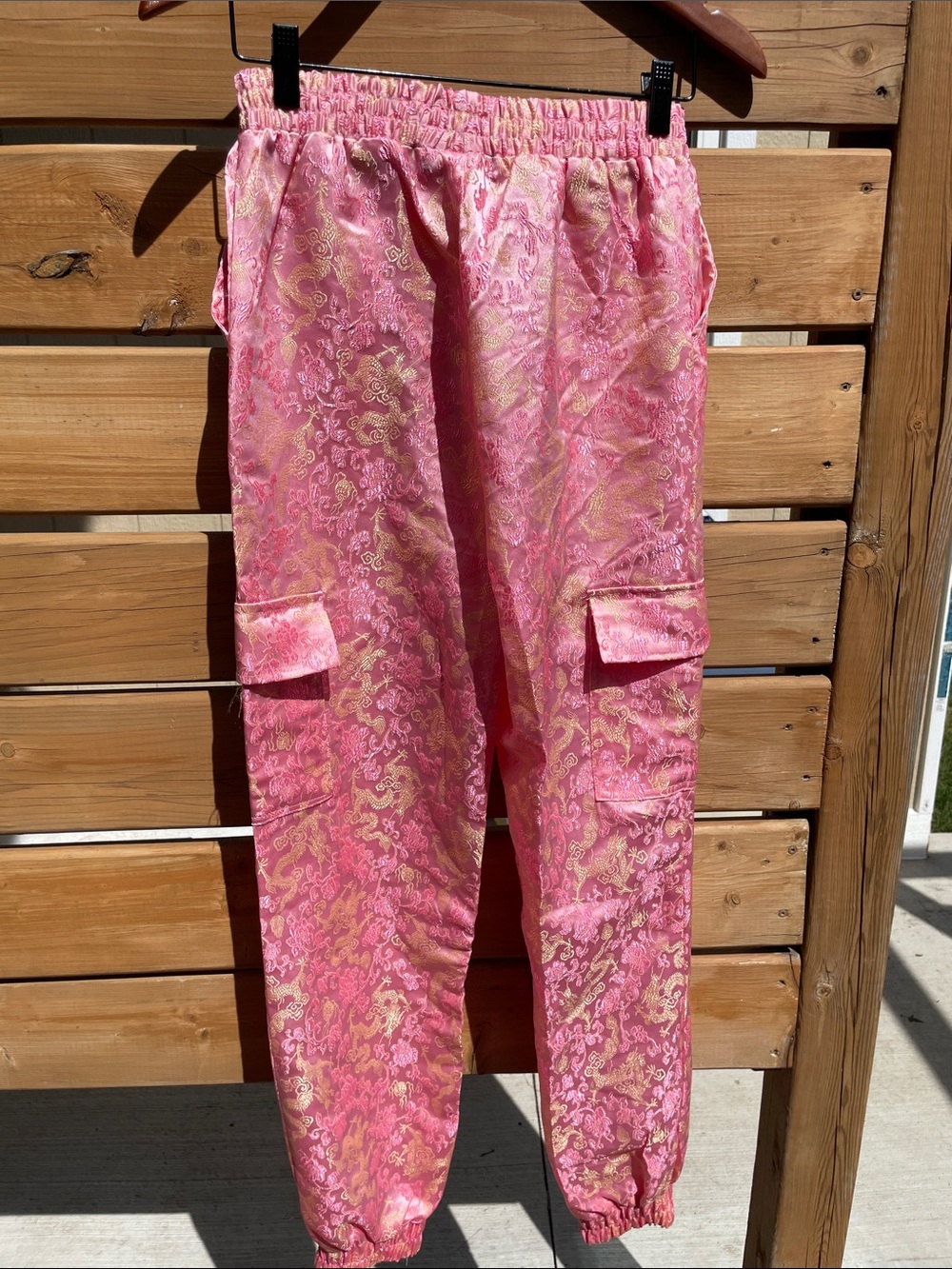Missguided Pink & Gold Dragon Brocade Cargo Jogger Pants – US 2 - Picture 7 of 11